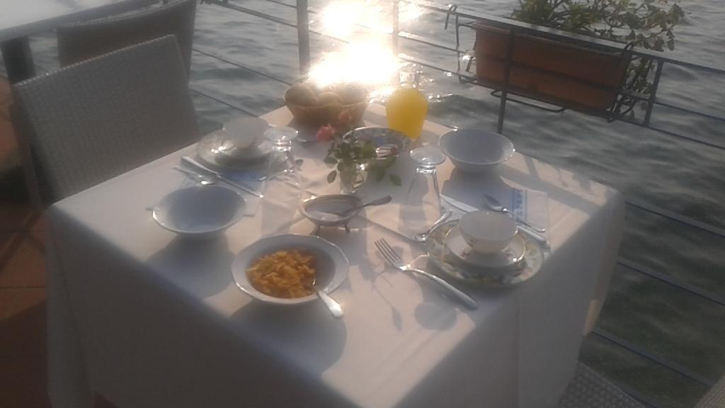 Villa Residence La Limonaia Gargnano Pokój zdjęcie