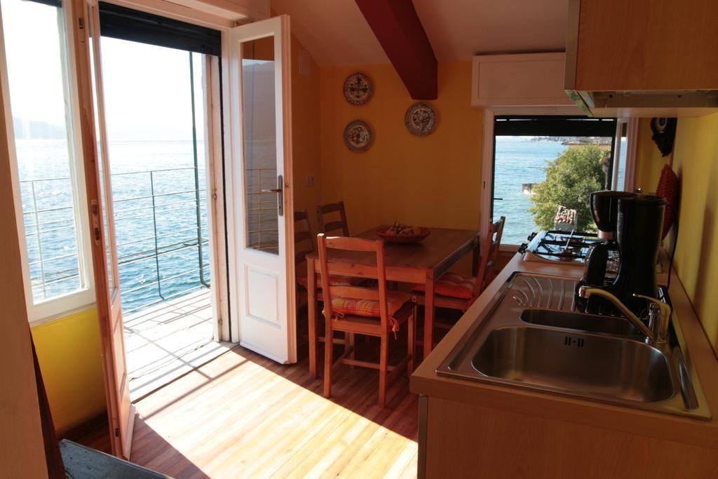 Villa Residence La Limonaia Gargnano Pokój zdjęcie