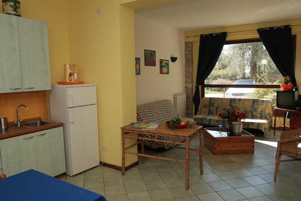Villa Residence La Limonaia Gargnano Pokój zdjęcie