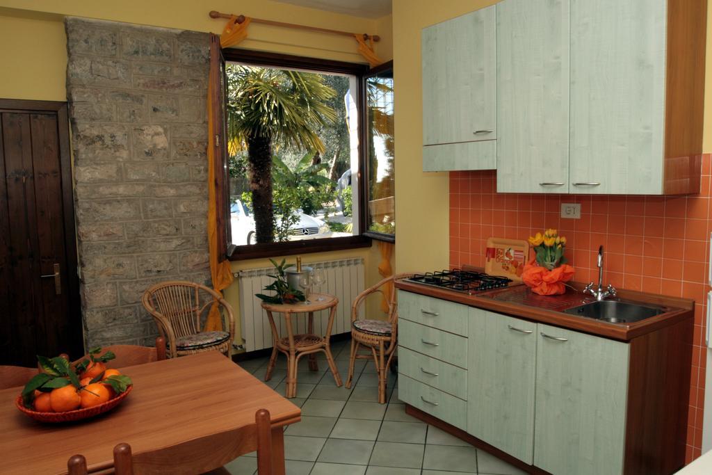 Villa Residence La Limonaia Gargnano Pokój zdjęcie